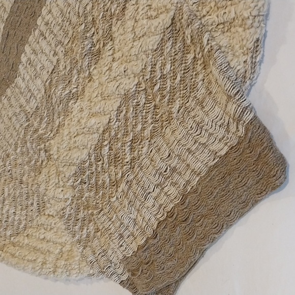 Antique 1979 Issey Miyake Textured Knit Sweater in Cream and Tan - Picture 2 of 10